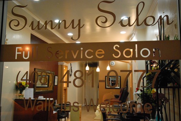 Sunny Salon