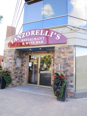 Fanzorelli's Restaurant & Wine Bar