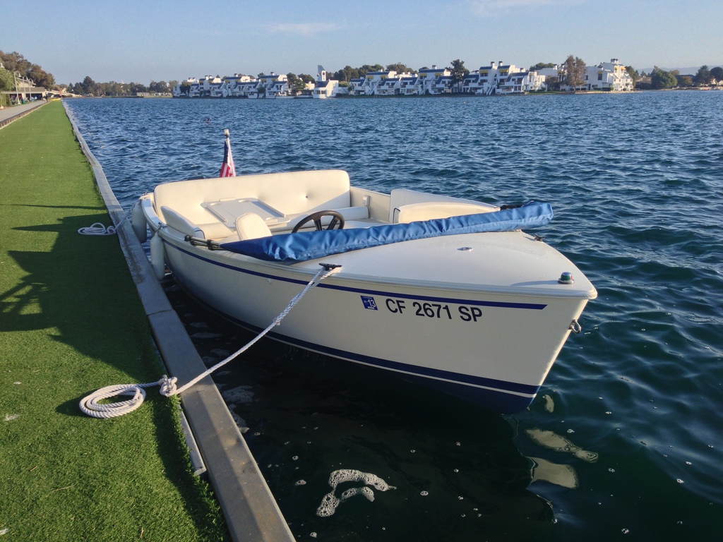 Edgewater Marine Electric Boat Rental