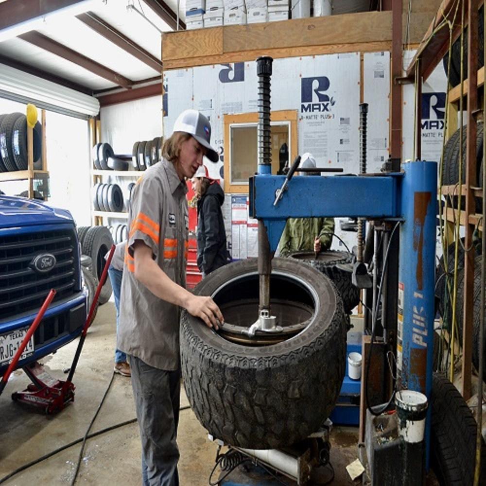 Road Service Huntsville Discount Tires